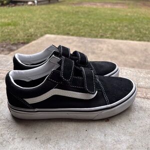 Vans -kids Old Skool V Size 4.5